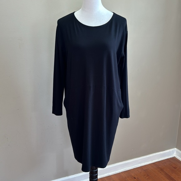 Eileen Fisher Black Long Sleeve Crewneck Viscose Dress with Pockets‎ Size S - Picture 3 of 8